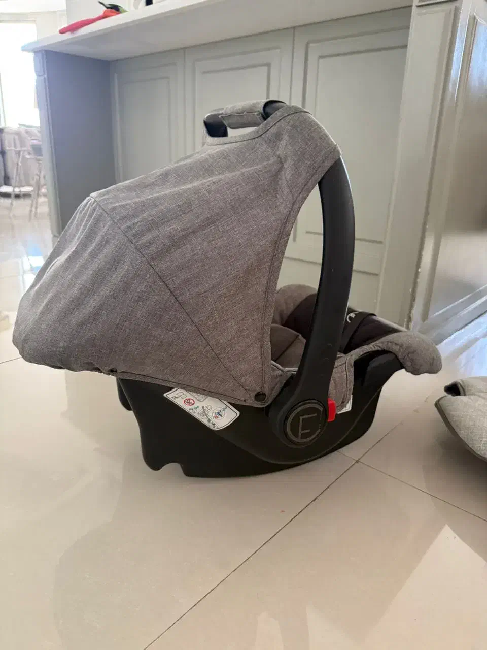 کریر|کالسکه و لوازم جانبی|مشهد, هنرستان|دیوار