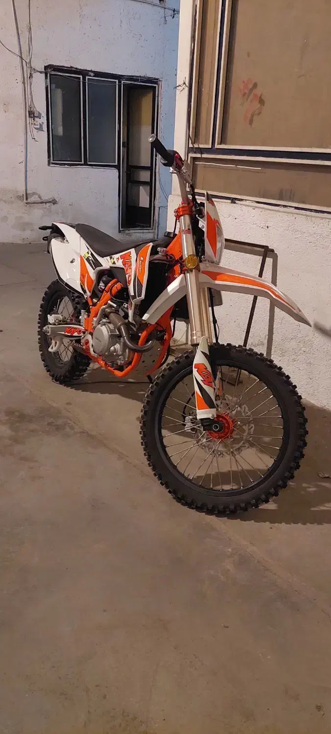 کایو ۴۰۲صفر پلاک ملی|موتورسیکلت|تهران, مولوی|دیوار