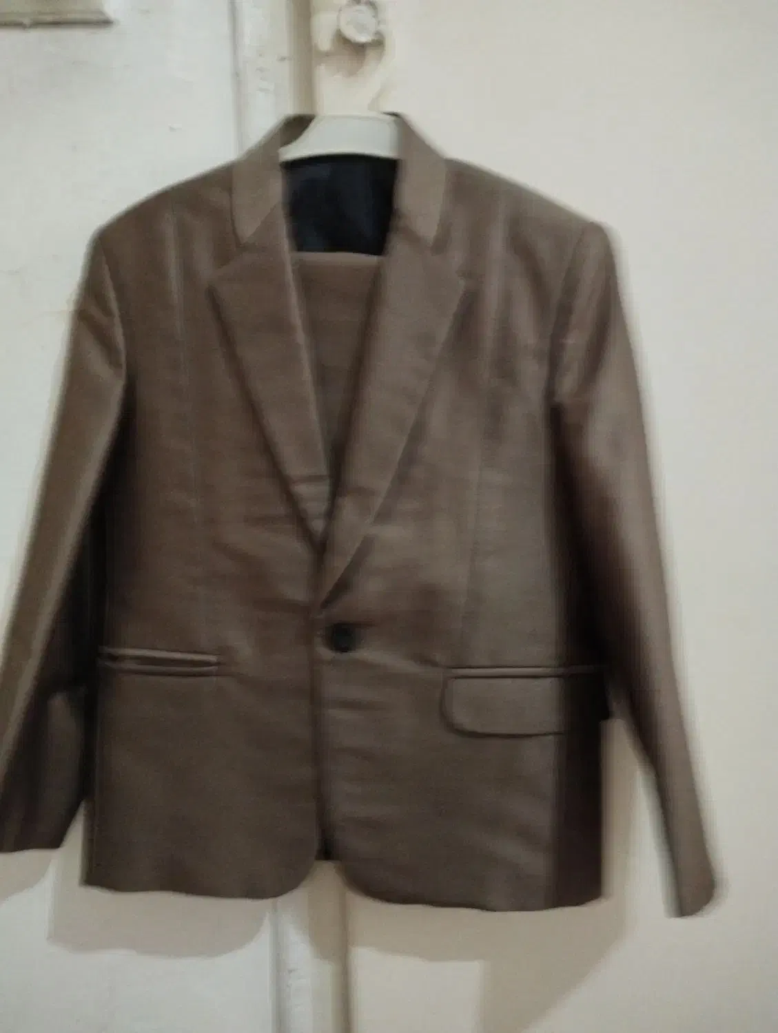 کت و شلوار به همراه کفش|کفش و لباس بچه|کبودرآهنگ, |دیوار