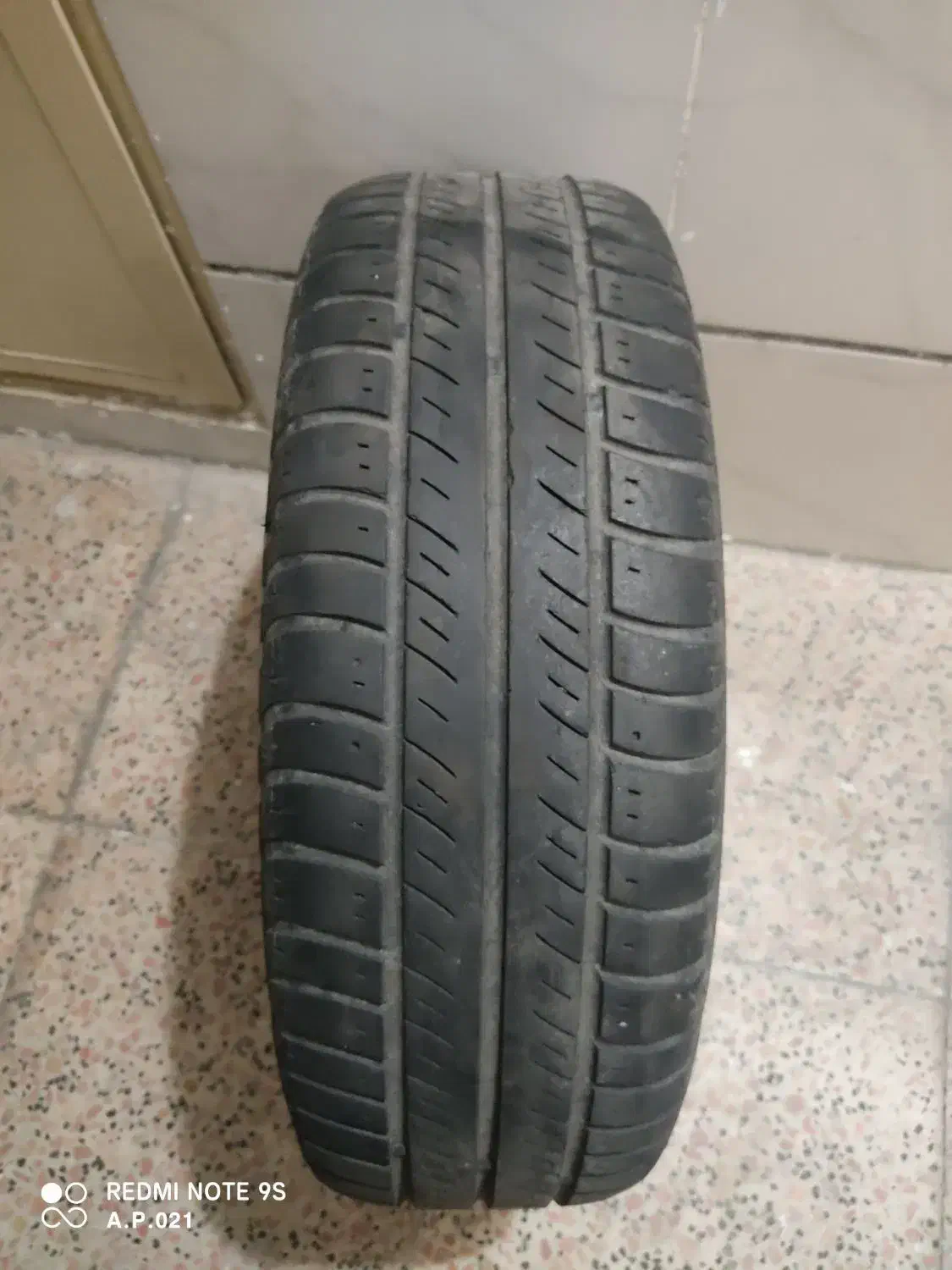 رینگ و لاستیک فابریک بارز سایز 15|قطعات یدکی و لوازم جانبی|تهران, شهرک پاسداران|دیوار