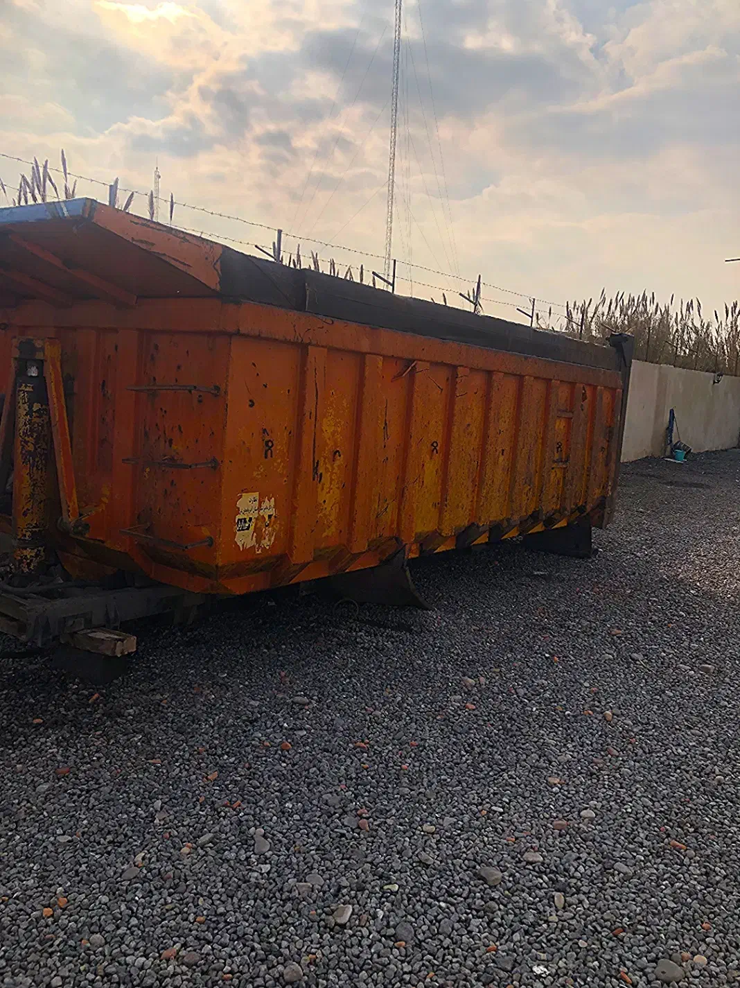 کمپرس عراقی فابریک|خودرو سنگین|بابل, |دیوار