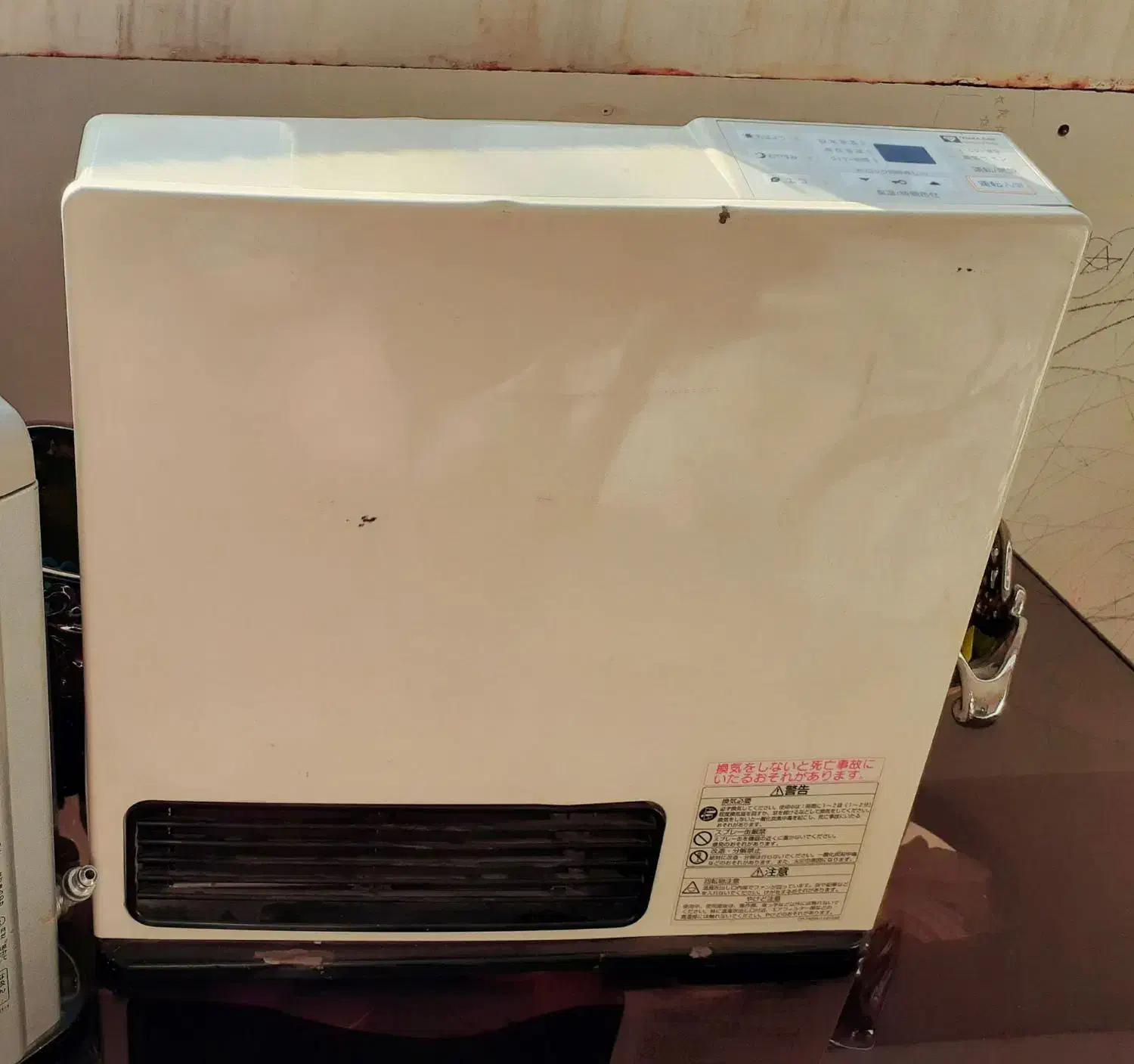 بخاری گازی برقی ژاپنی تمیز...|بخاری، هیتر، شومینه|تربتحیدریه, بازار|دیوار