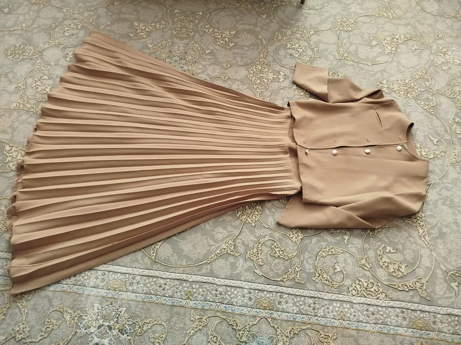 کت دامن پلیسه|لباس|نظرآباد, شهرک سید جمال الدین|دیوار