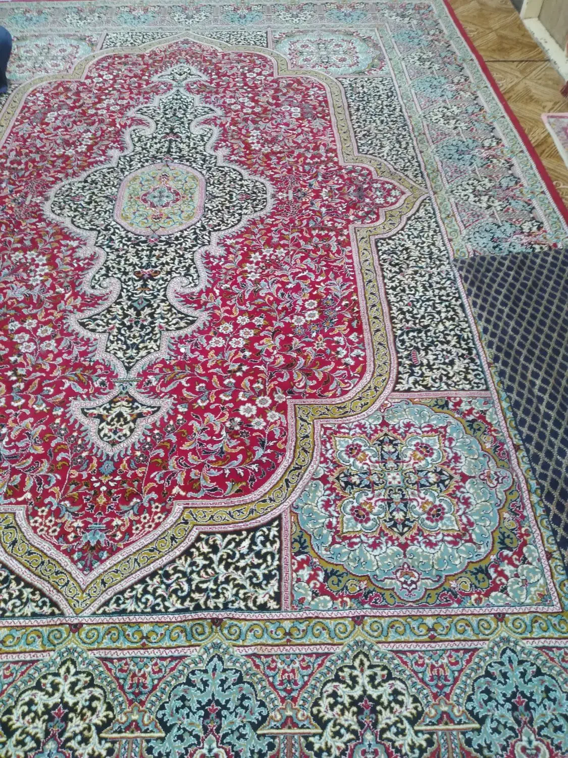 یک عدد قالی|فرش|دورود, |دیوار