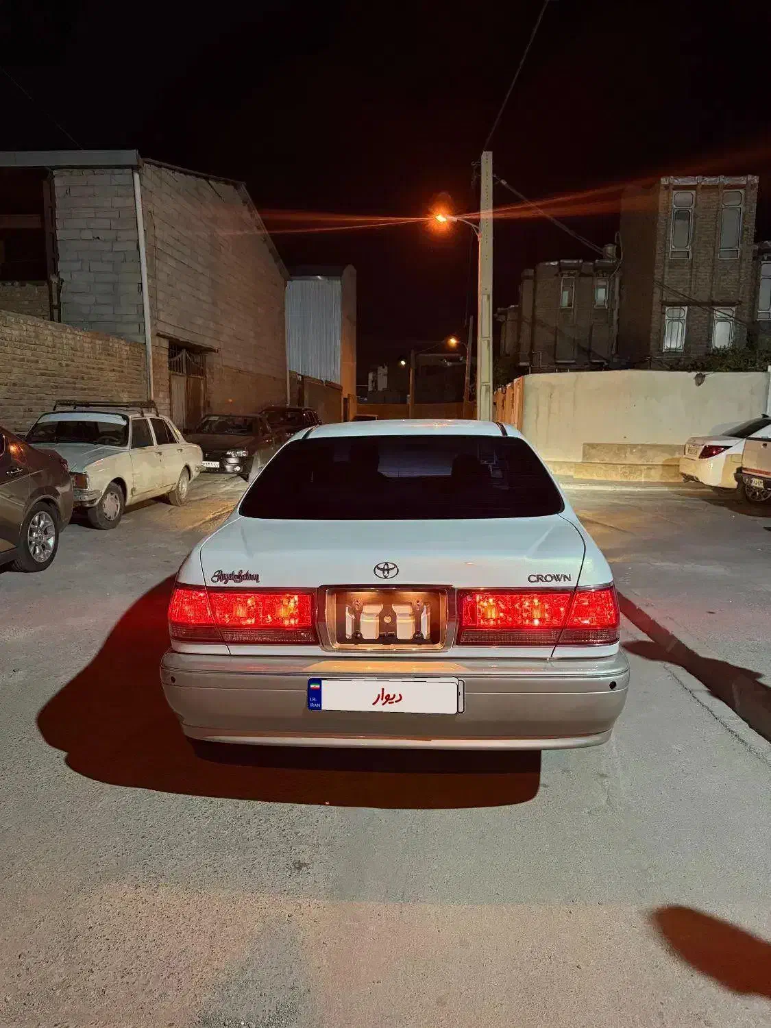 تویوتاکراون|خودرو سواری و وانت|ارومیه, |دیوار