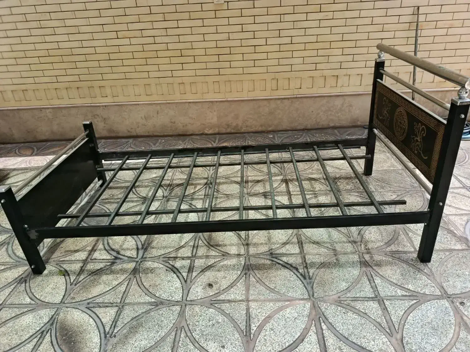 تخت یک نفره|تخت و سرویس خواب|بم, |دیوار