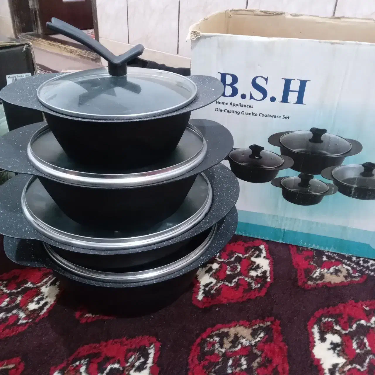 قابلمه ۸ پارچه B. S. H|ظروف پختوپز|گنبد کاووس, |دیوار