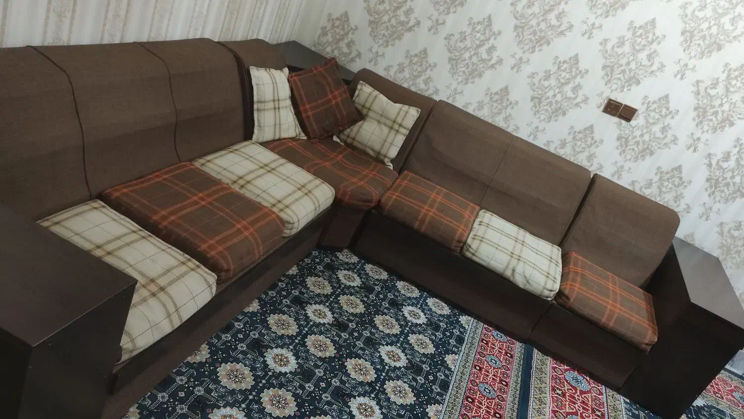 مبل L|مبلمان خانگی و میز عسلی|خرم‌آباد, |دیوار