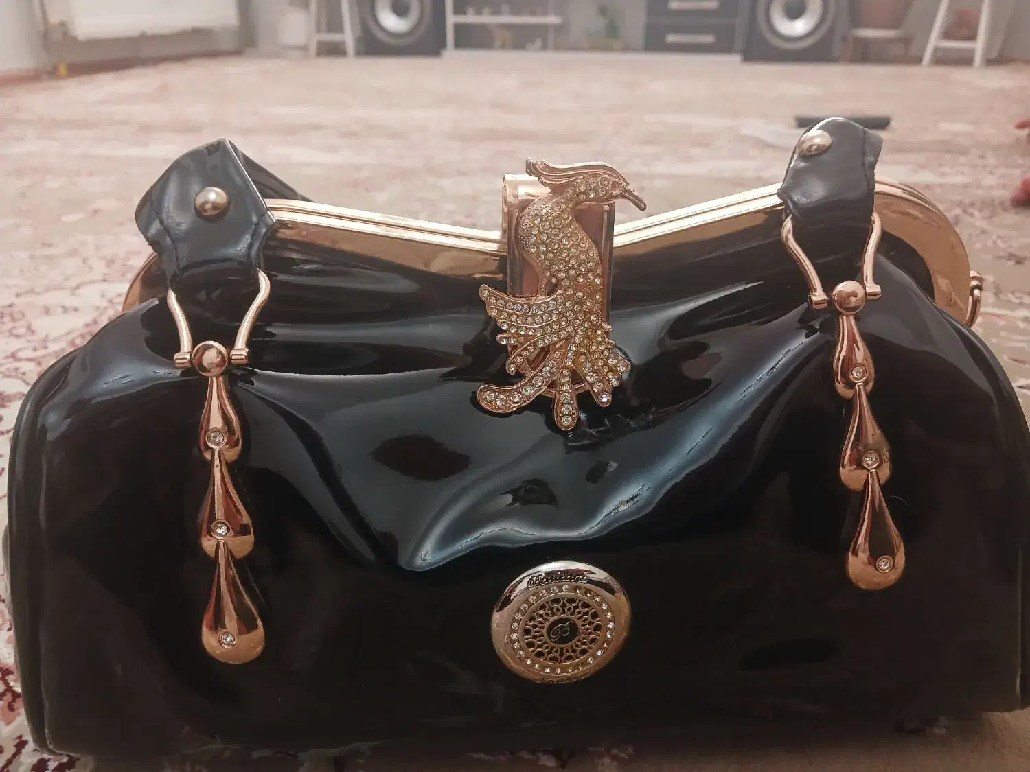 هر سه مورد با هم|کیف، کفش، کمربند|پرند, فاز ۵|دیوار