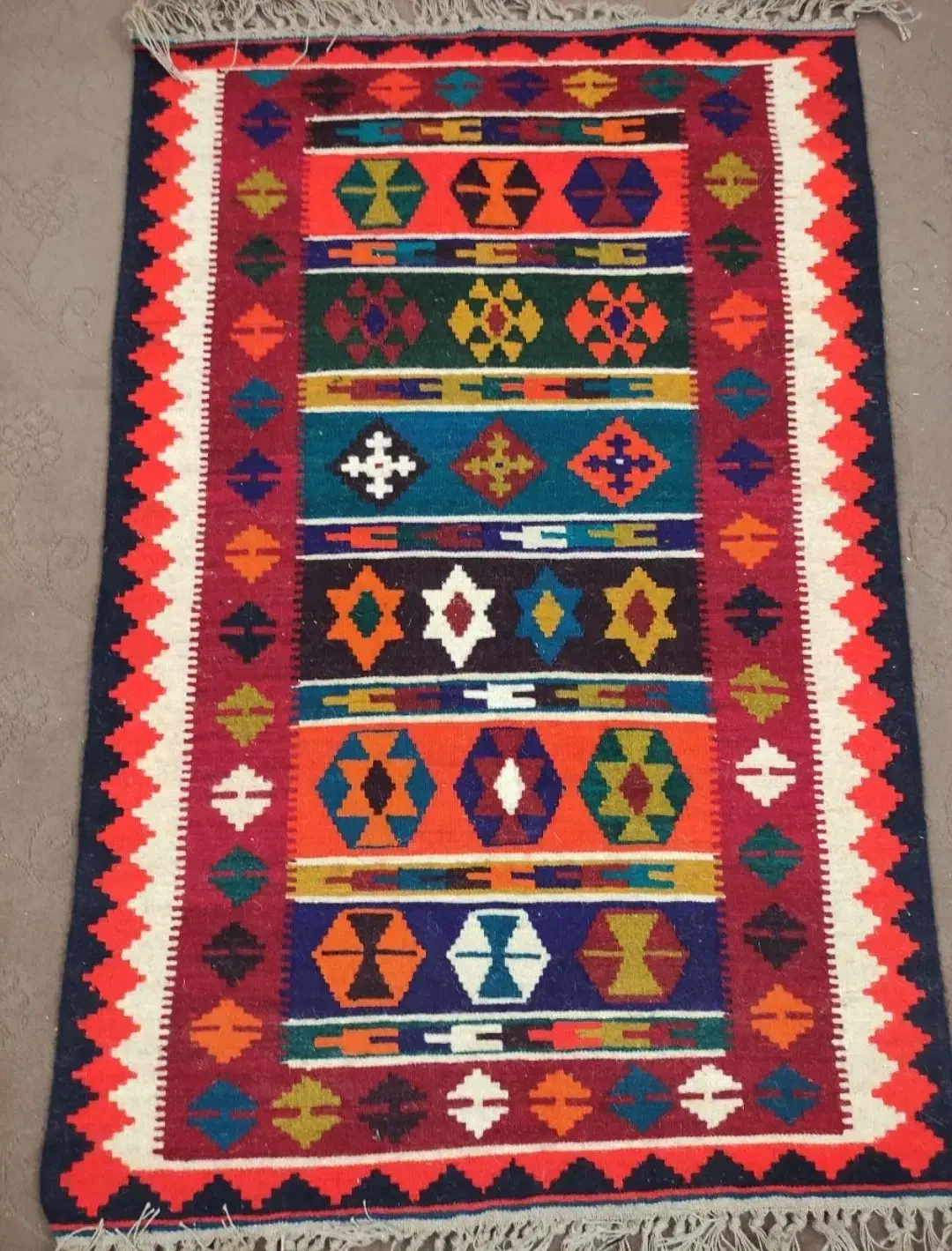 گلیم دستبافت|گلیم، جاجیم، گبه|یزد, |دیوار