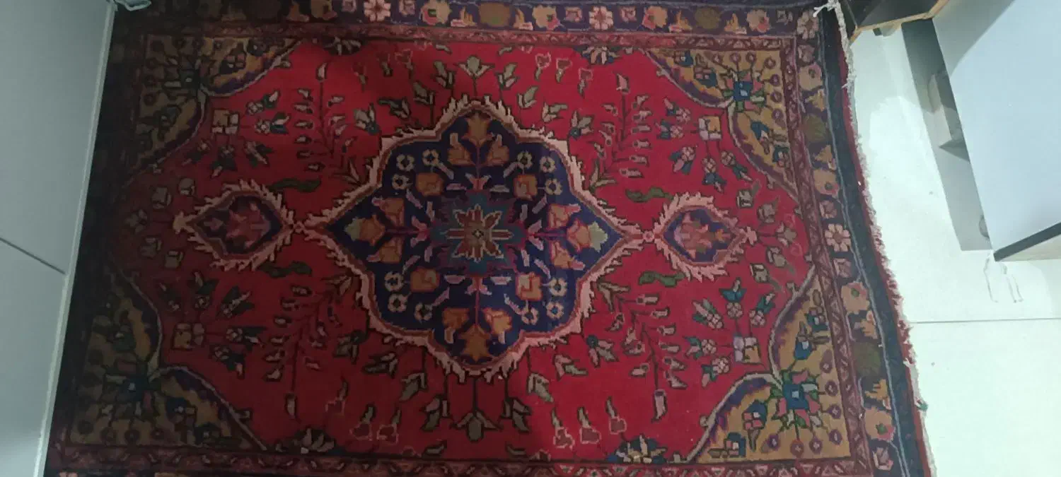 فرش دستبافت قدیمی|فرش|خرم‌آباد, |دیوار