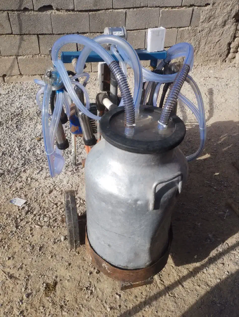 دستگاه شیردوش دام|لوازم جانبی حیوانات|مشهد, کلاکوب|دیوار