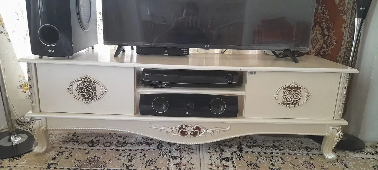 میز تلویزیون درحد نو|میز تلویزیون|قمصر, |دیوار