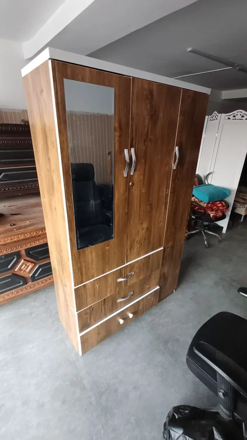 کمد لباس سه درب سه کشو|جاکفشی، کمد، دراور|مشکیندشت, |دیوار