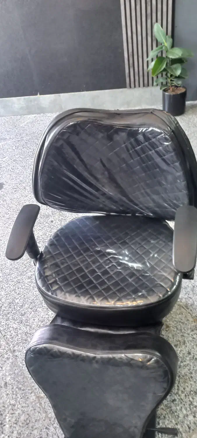 تجهیزات ارایشگاهی|آرایشگاه و سالنهای زیبایی|مه ولات, |دیوار