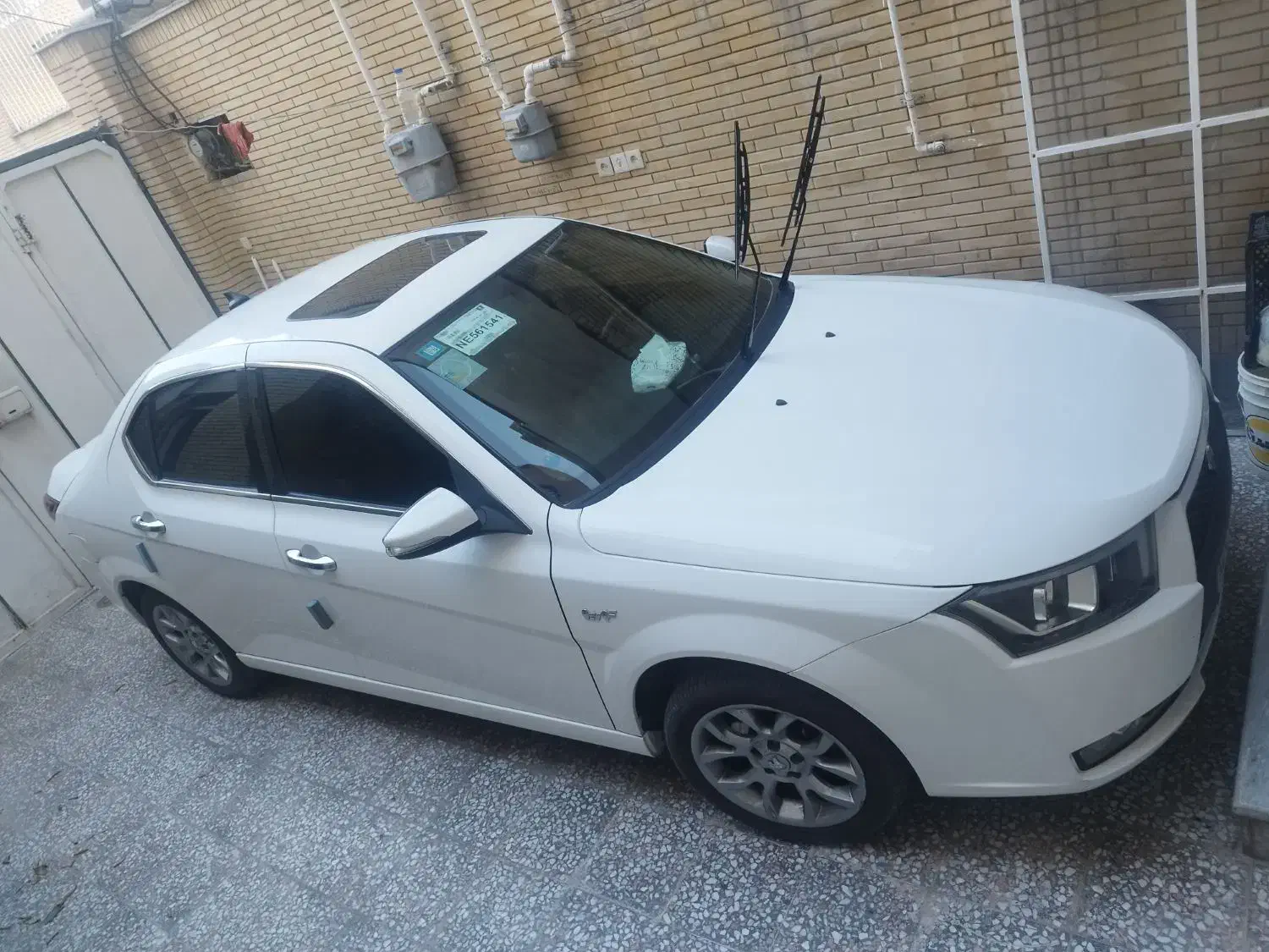 دنا پلاس اتوماتیک ۴۰۱|خودرو سواری و وانت|شیراز, شهرک پرواز|دیوار