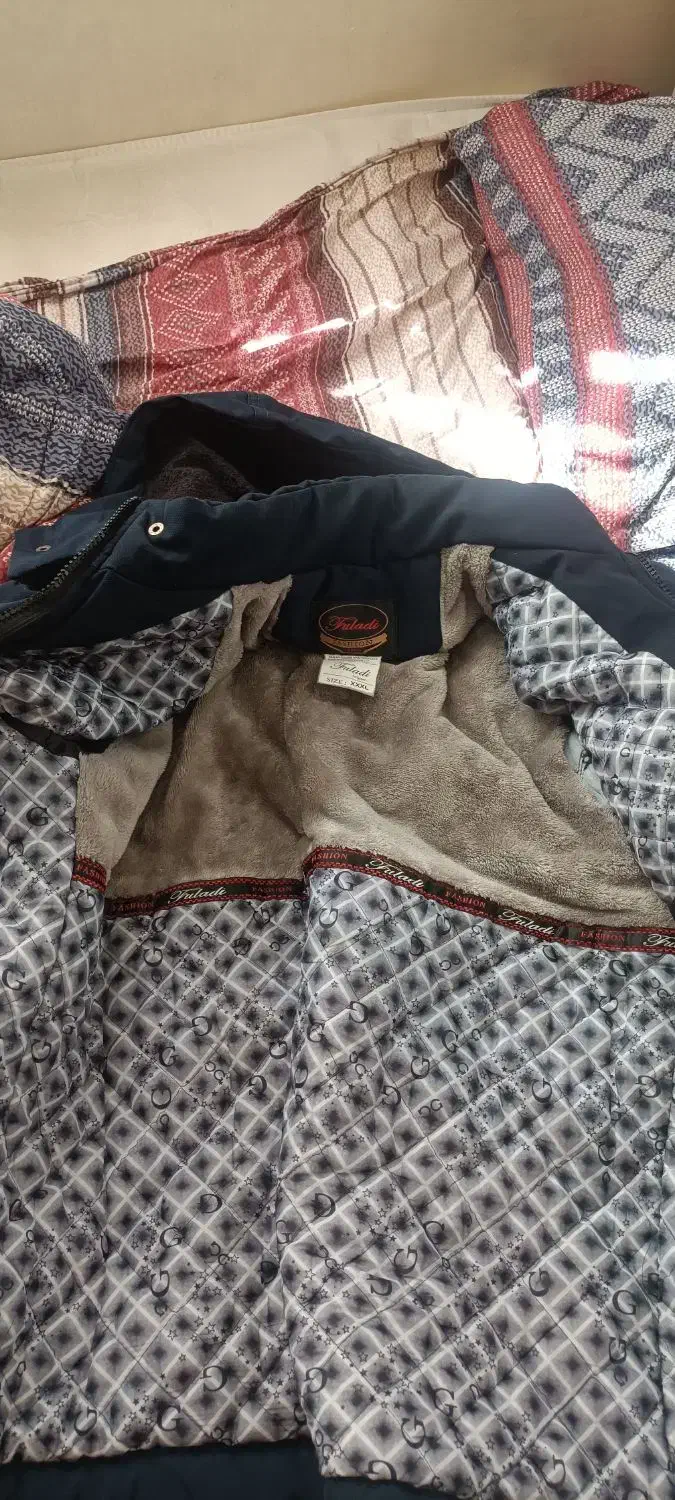 سلام یک عدد کاپشن برزنت به فروش میرسد|لباس|شاهینشهر, شهرک گلدیس|دیوار