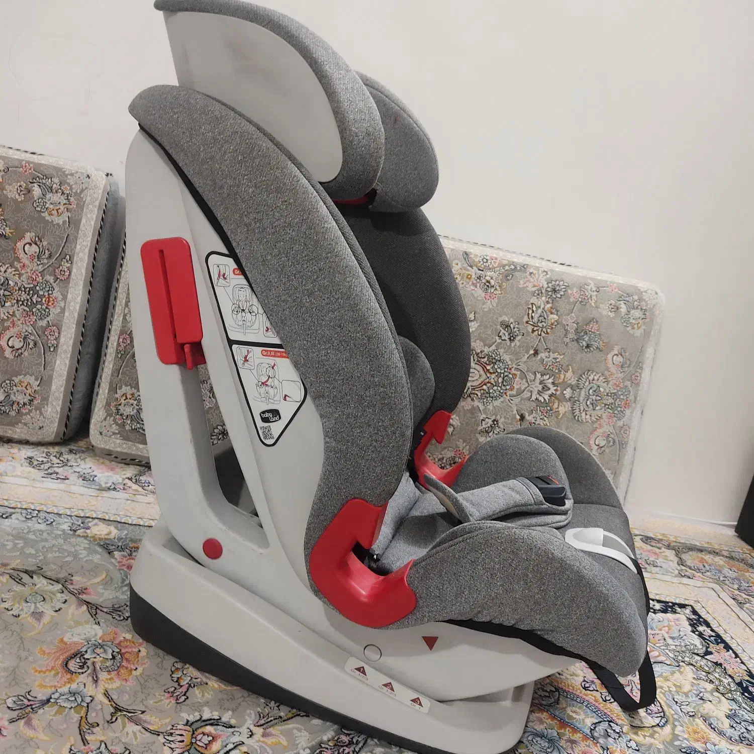 صندلی خودرو بیبی لند بسیار تمیز و نو|تخت و صندلی بچه|بهارستان, |دیوار