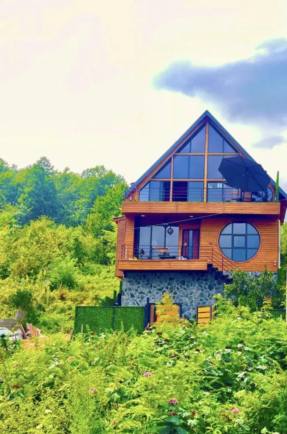 اجاره شبانه کلبه سویسی استخر جکوزی جنگلی|اجارهٔ کوتاه‌مدت ویلا و باغ|سلمان‌شهر, |دیوار