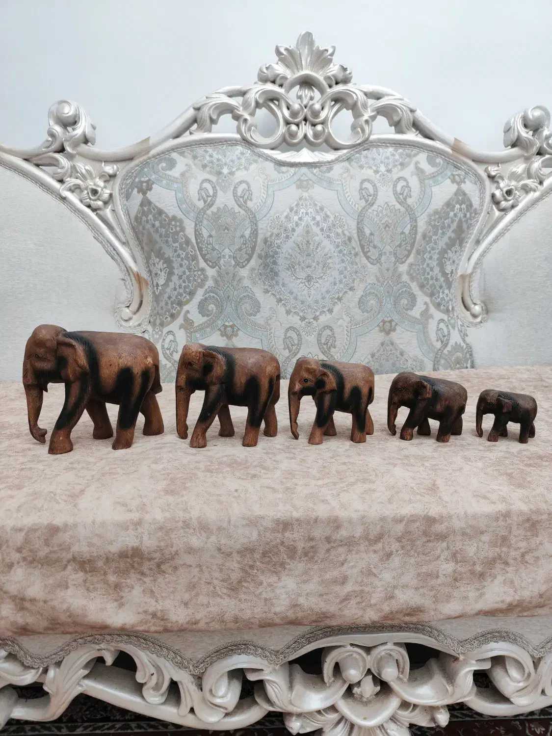 فیل های چوبی کار دست کاملا نو|مجسمه، تندیس، ماکت|تهران, سازمان برنامه جنوبی|دیوار