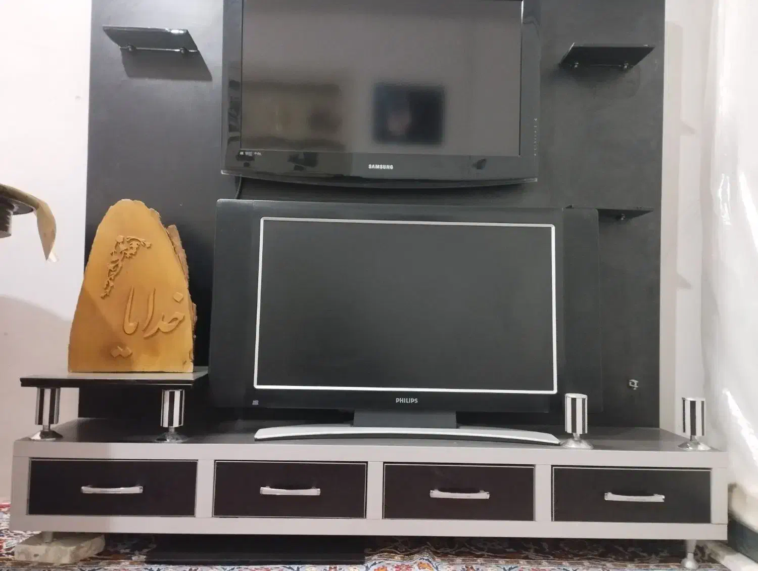 میز تلویزیون ام دی اف نو و سالم|میز تلویزیون|تربت جام, مطهری|دیوار