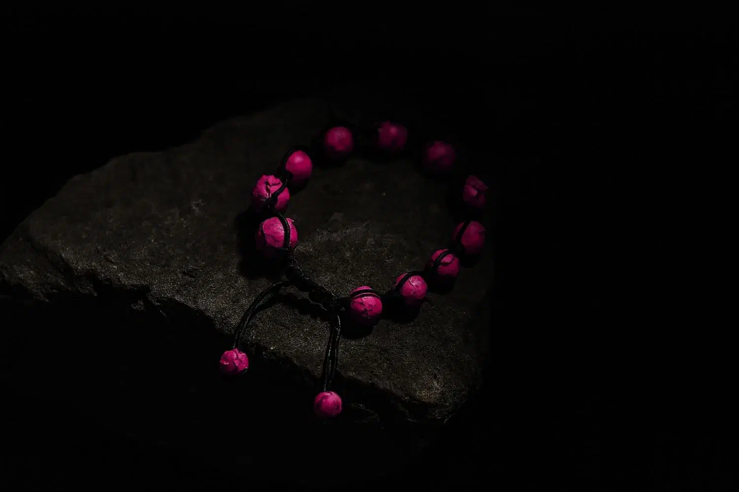 دسبند دست بافت|زیورآلات و اکسسوری|کیش, |دیوار