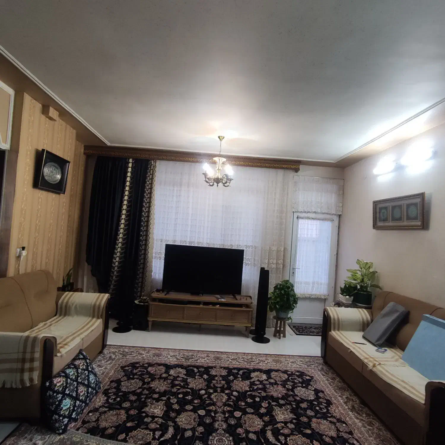 پرده|پرده، رانر، رومیزی|بروجرد, |دیوار