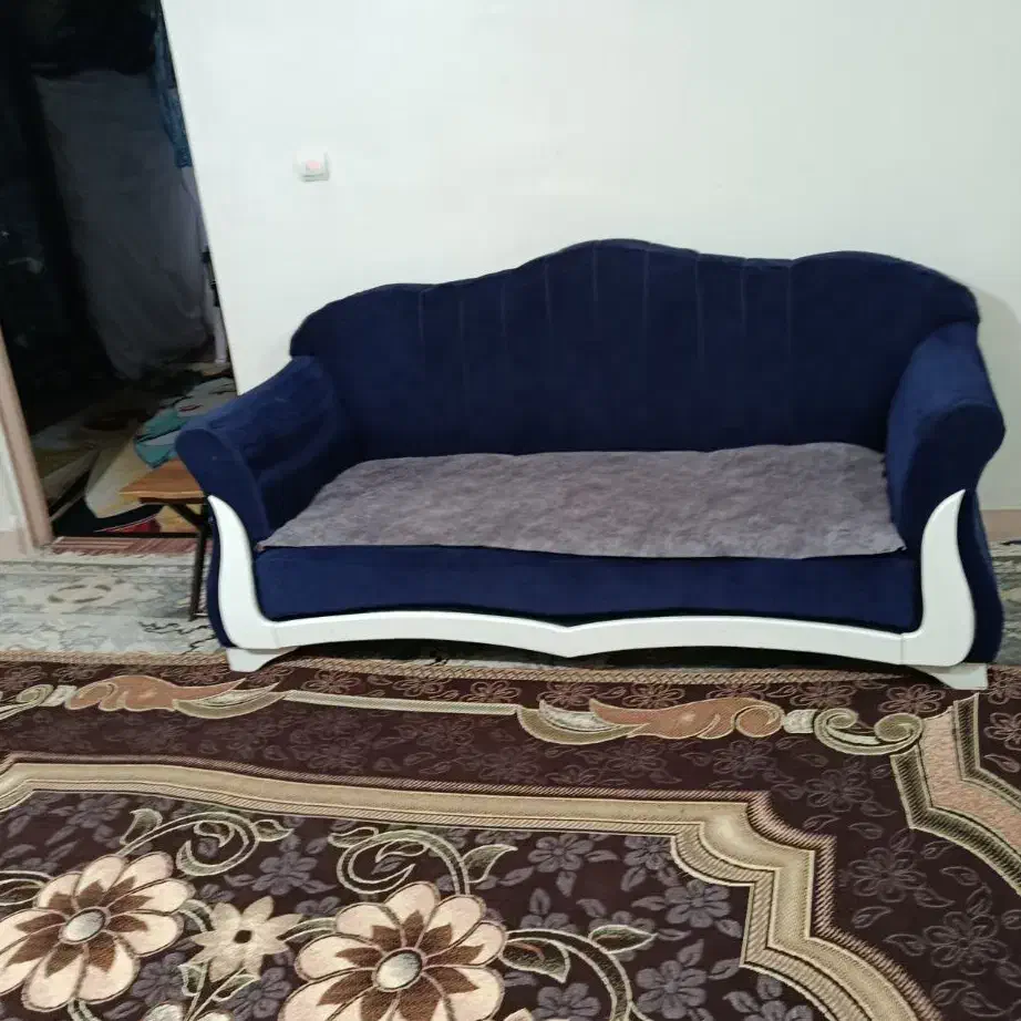 یک دست مبل 7نفره|مبلمان خانگی و میز عسلی|وحیدیه, |دیوار