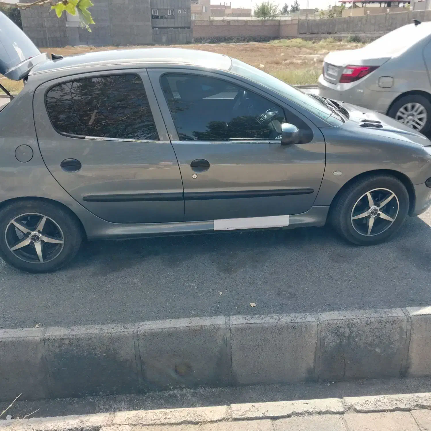 پژو 206 تیپ 2 مدل 85 فول اسپرت خاکستری|خودرو سواری و وانت|خوی, |دیوار