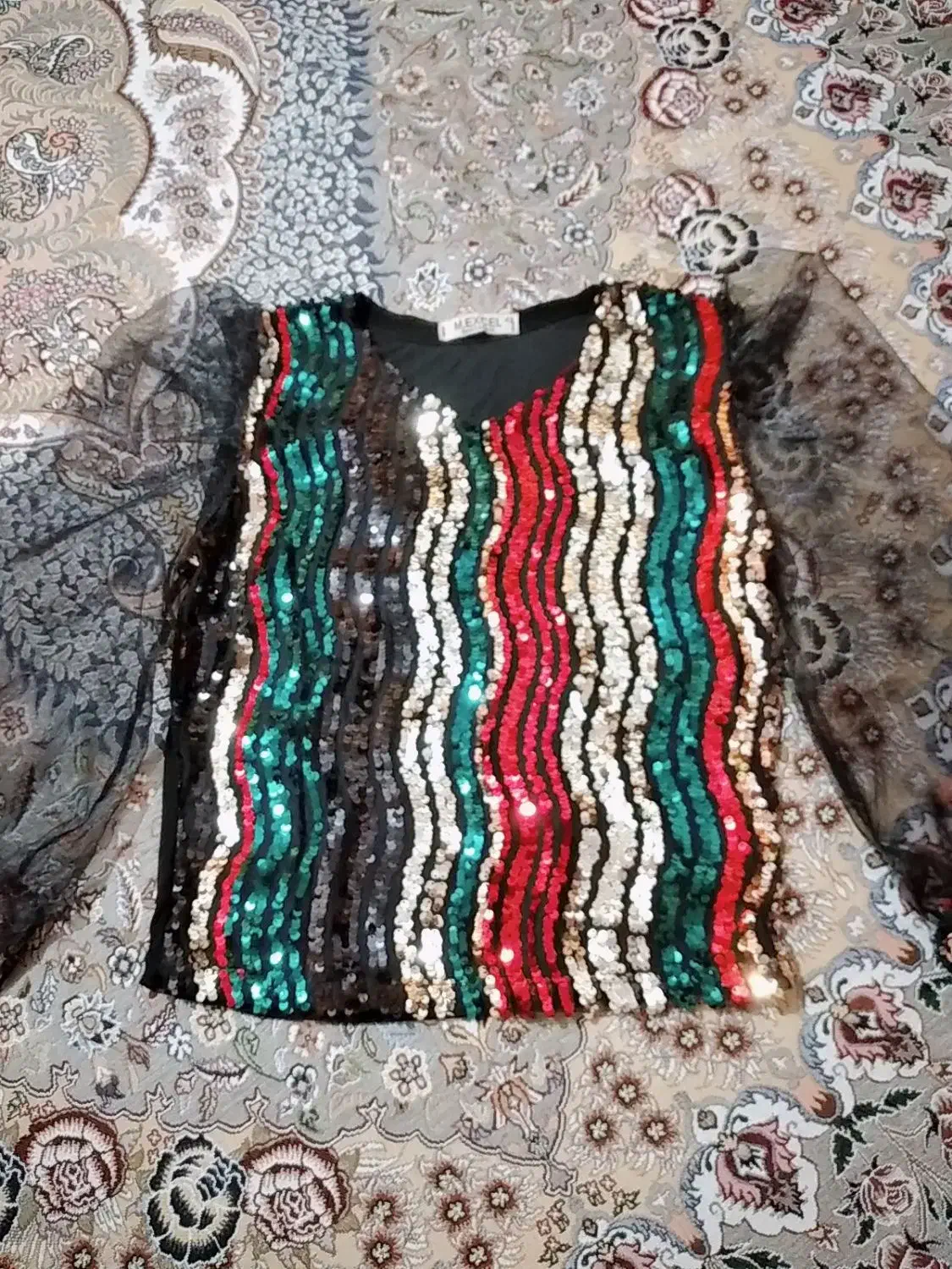 نیم تنه مجلسی|لباس|زنجان, |دیوار