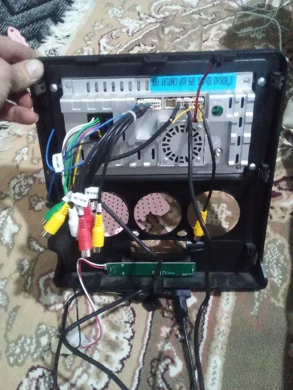 مانیتور دسته لوازم ماشین|قطعات یدکی و لوازم جانبی|آستارا, |دیوار