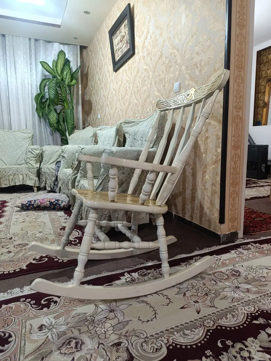 صندلی مادربزرگ|صندلی و نیمکت|ملایر, |دیوار