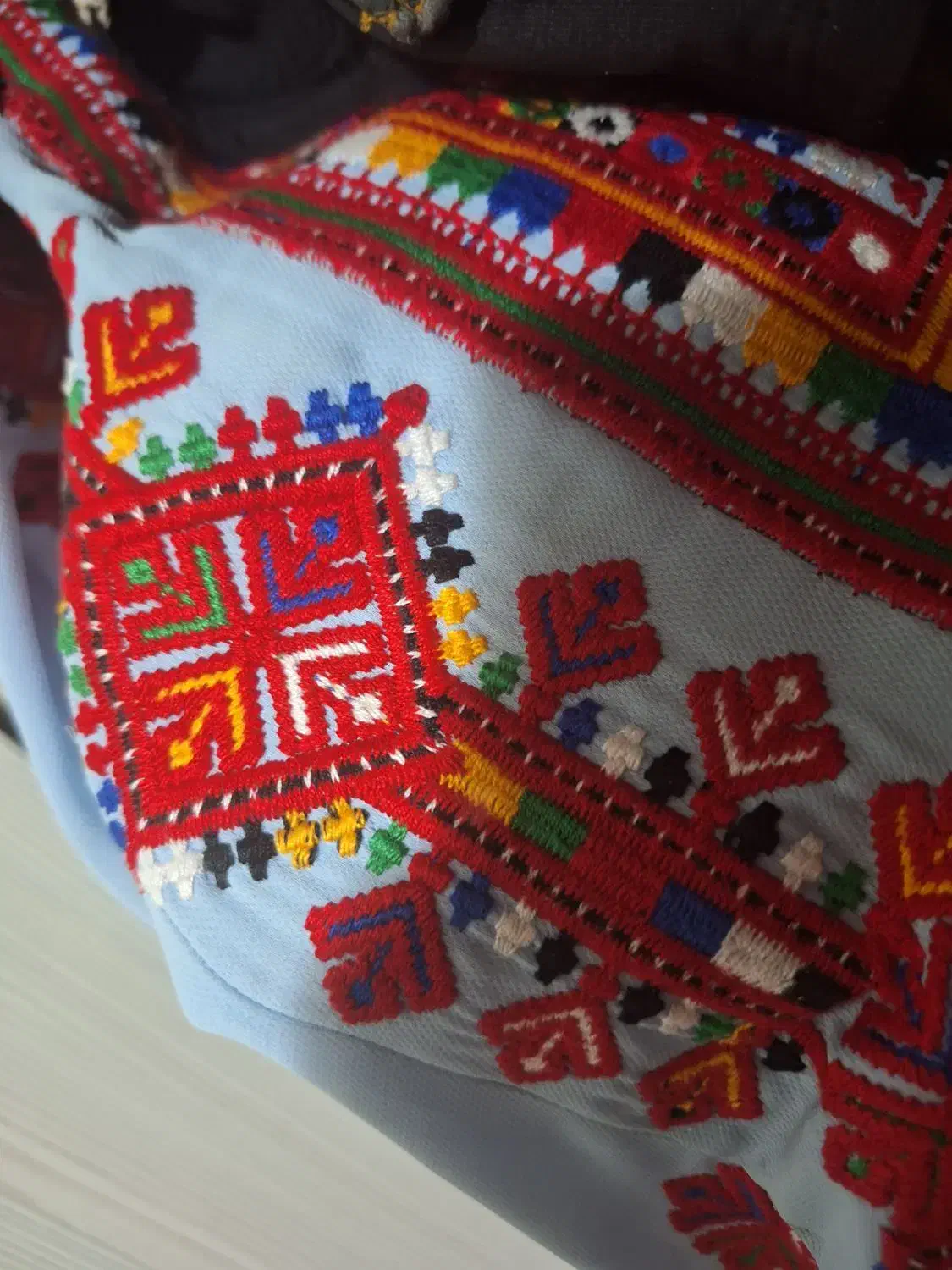 لباس سنتی|لباس|گلبهار, شهر جدید گلبهار|دیوار