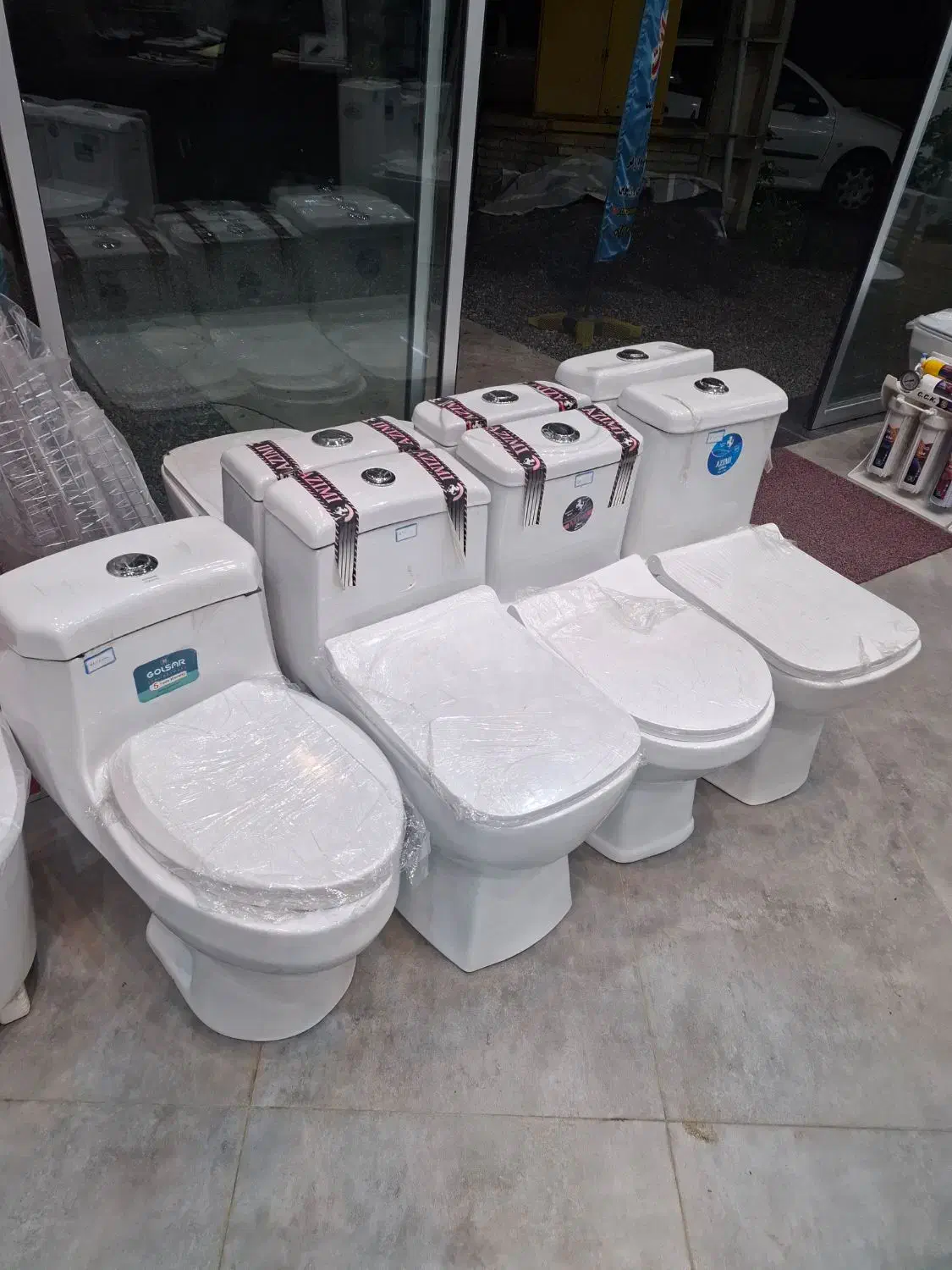 توالت فرنگی و والهنگ و سنگ توالت ایرانی|لوازم سرویس بهداشتی|سیاهکل, |دیوار