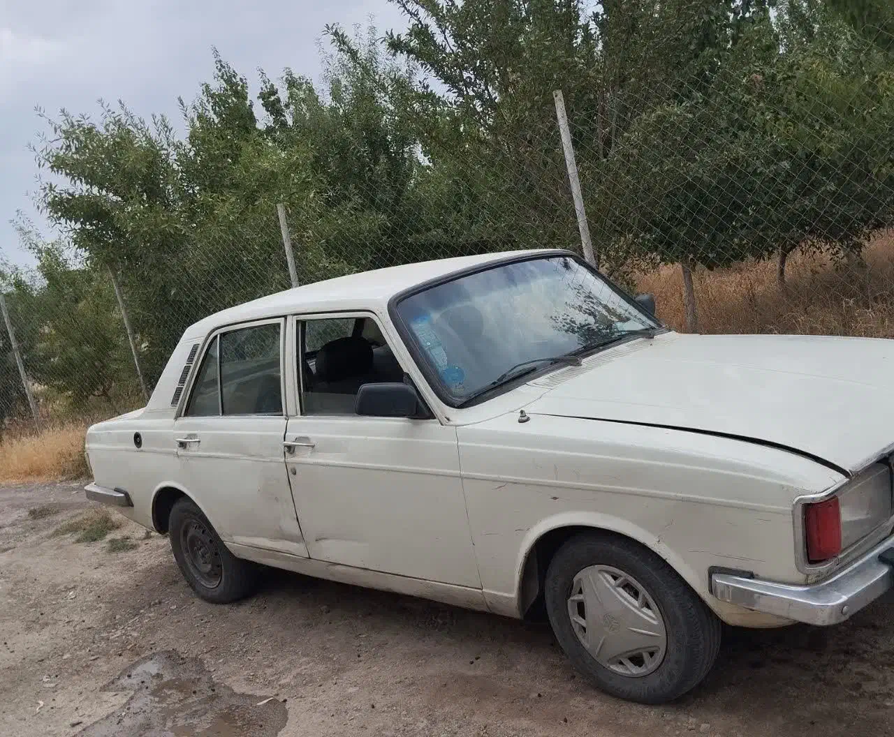 سواری مدل ۸۳|خودرو سواری و وانت|الیگودرز, |دیوار