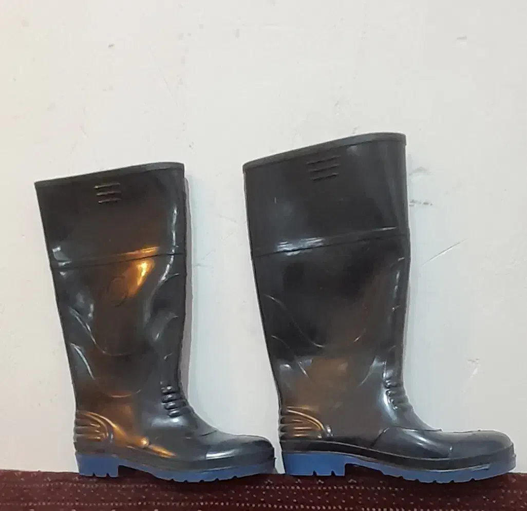 چکمه مردانه سایز ۴۵|کیف، کفش، کمربند|چاف و چمخاله, |دیوار