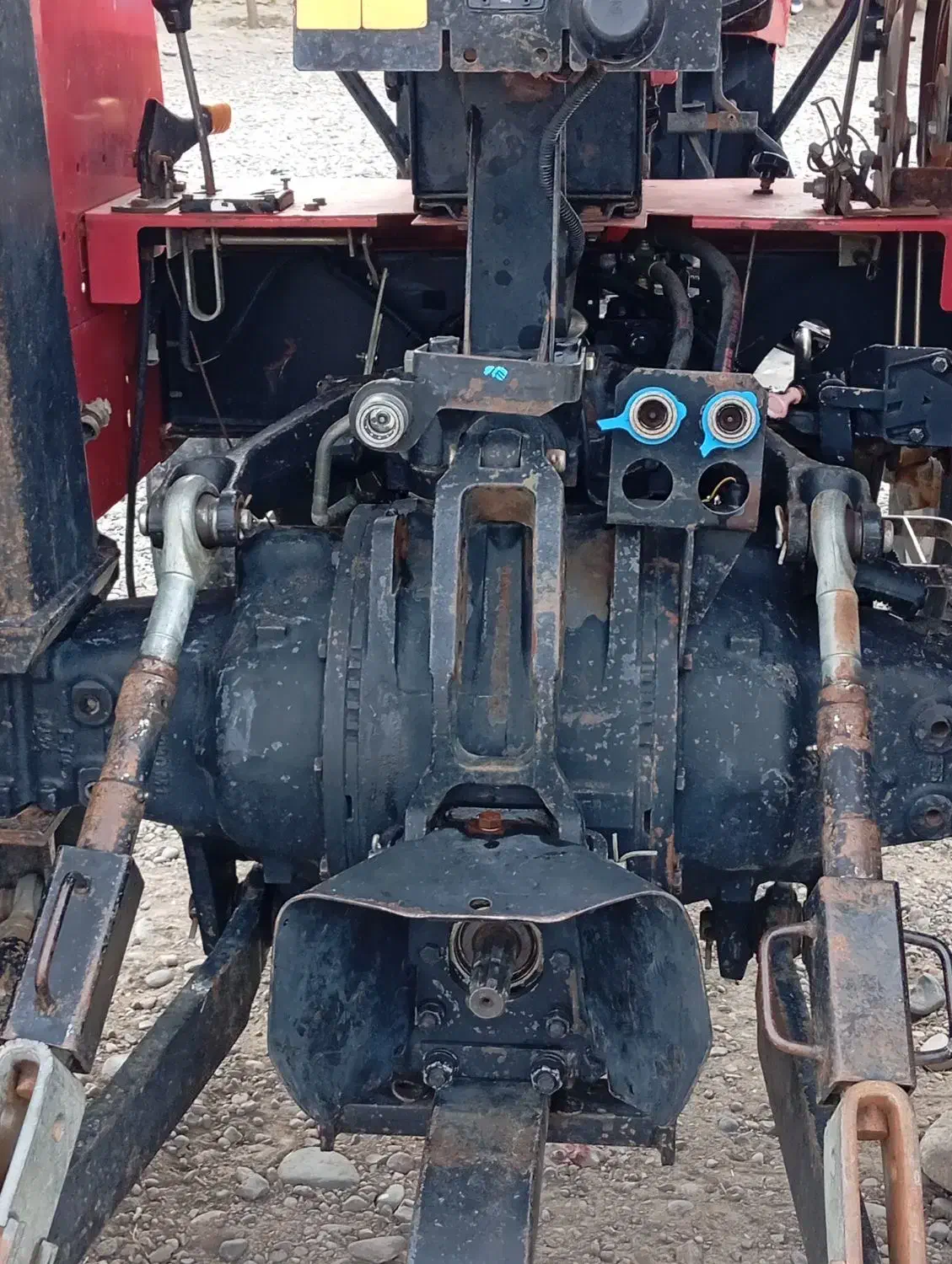 تراکتور|ماشین‌آلات صنعتی|اصلاندوز, |دیوار