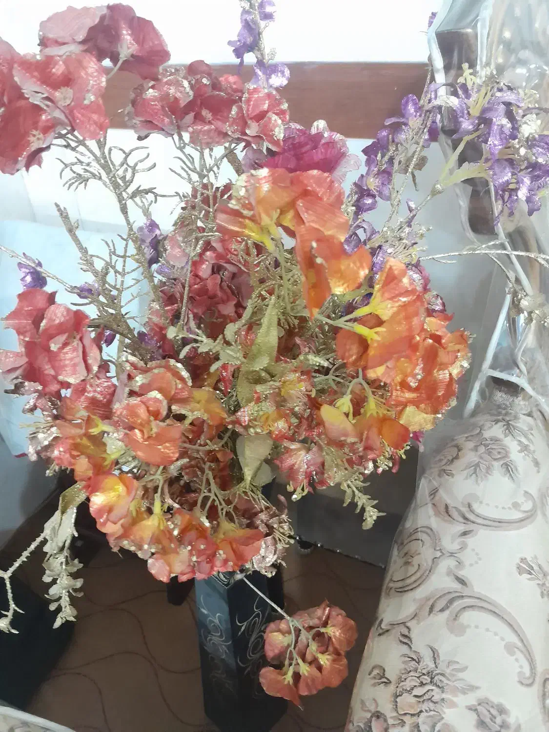 گل وگلدان اکلینی|گل مصنوعی|ورامین, ورامین|دیوار