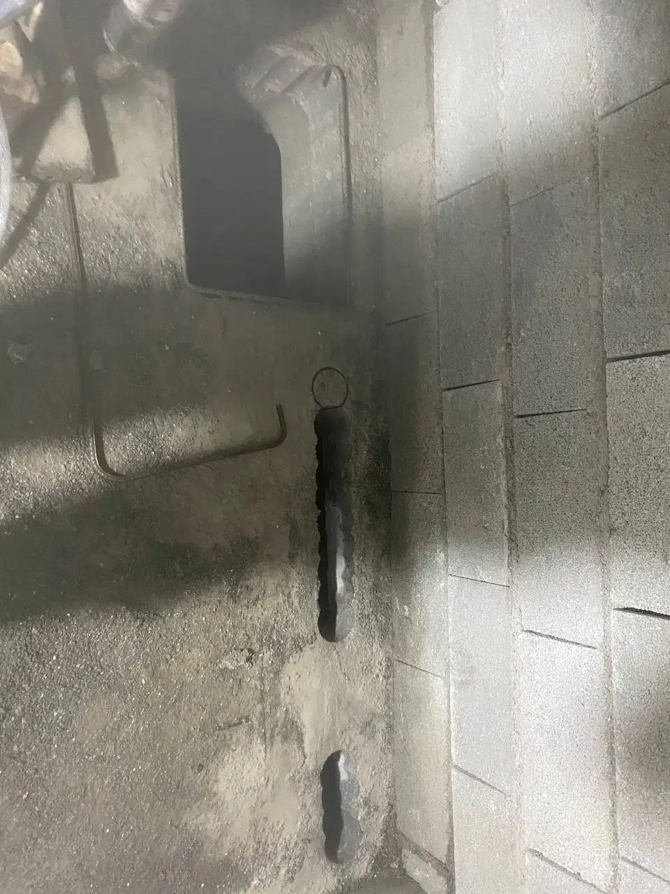 کرگیری وبازکردن داکت برای تاسیسات|خدمات پیشه و مهارت|چالوس, |دیوار