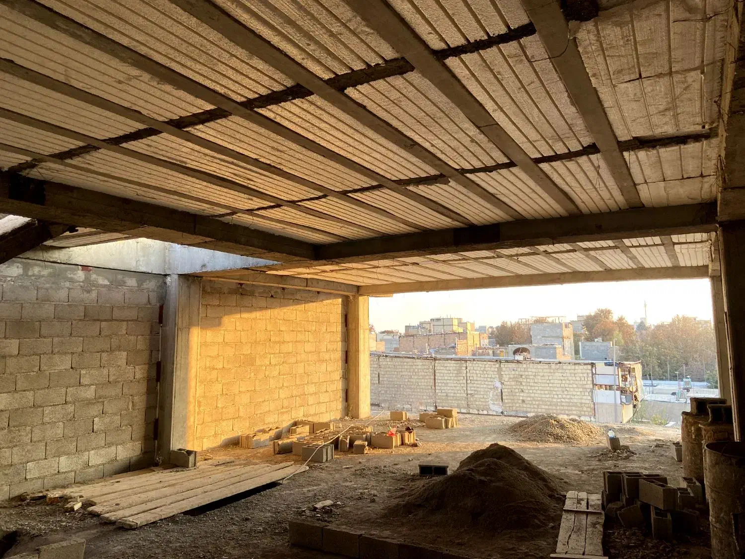 ملک نیمه کاره نوساز|فروش آپارتمان|ملارد, |دیوار