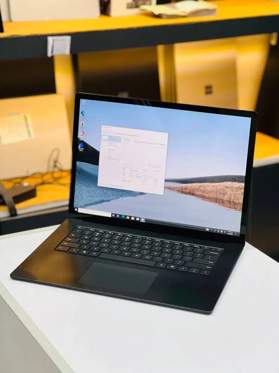 لپ تاپ surface laptop با رم ۳۲ و ۱۵ اینچ/سرفیس|رایانه همراه|گنبد کاووس, |دیوار