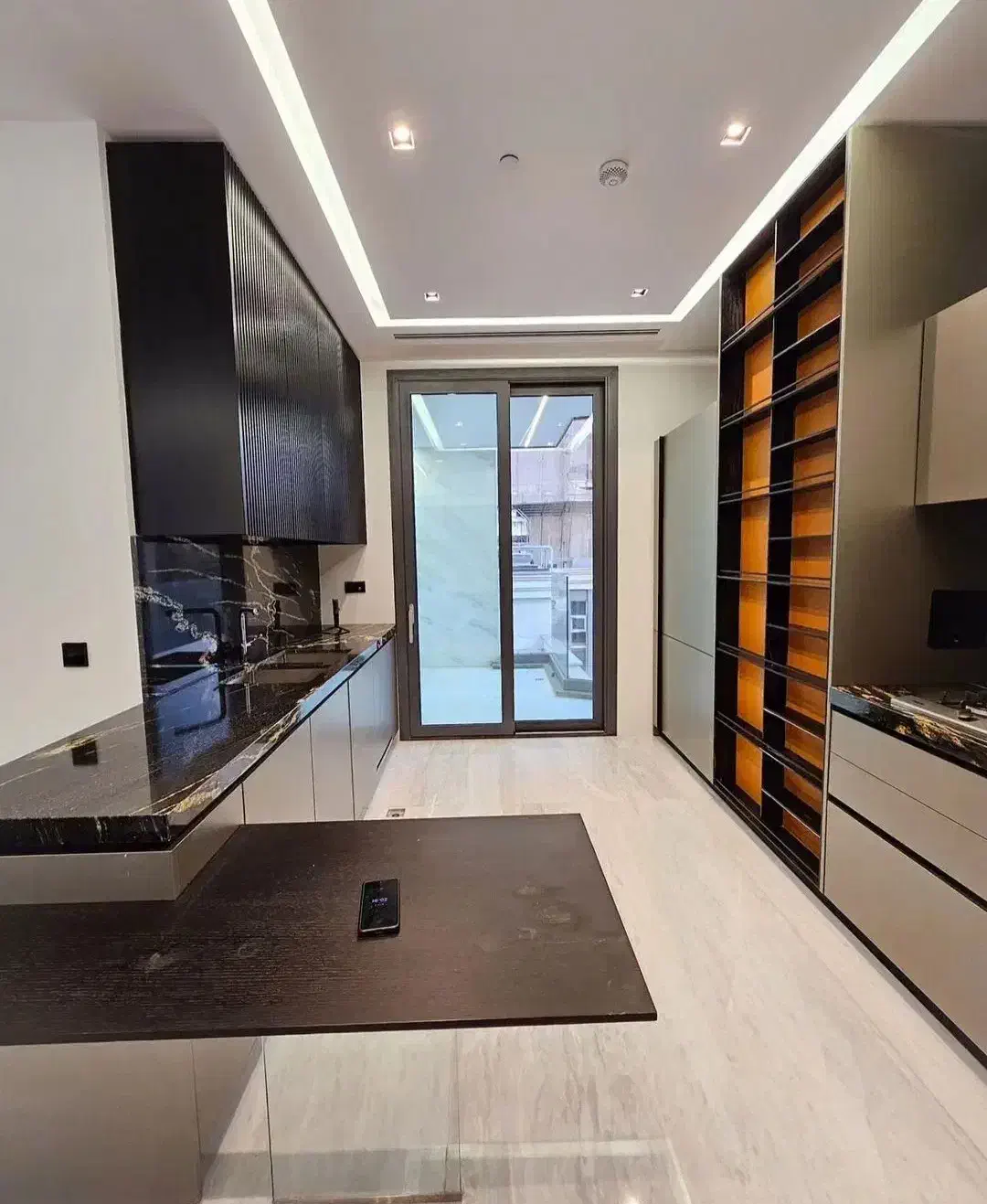 155متر اعیان نشین کلیدنخورده فول مشاعات غرق در نور|اجارهٔ آپارتمان|کرج, عظیمیه|دیوار