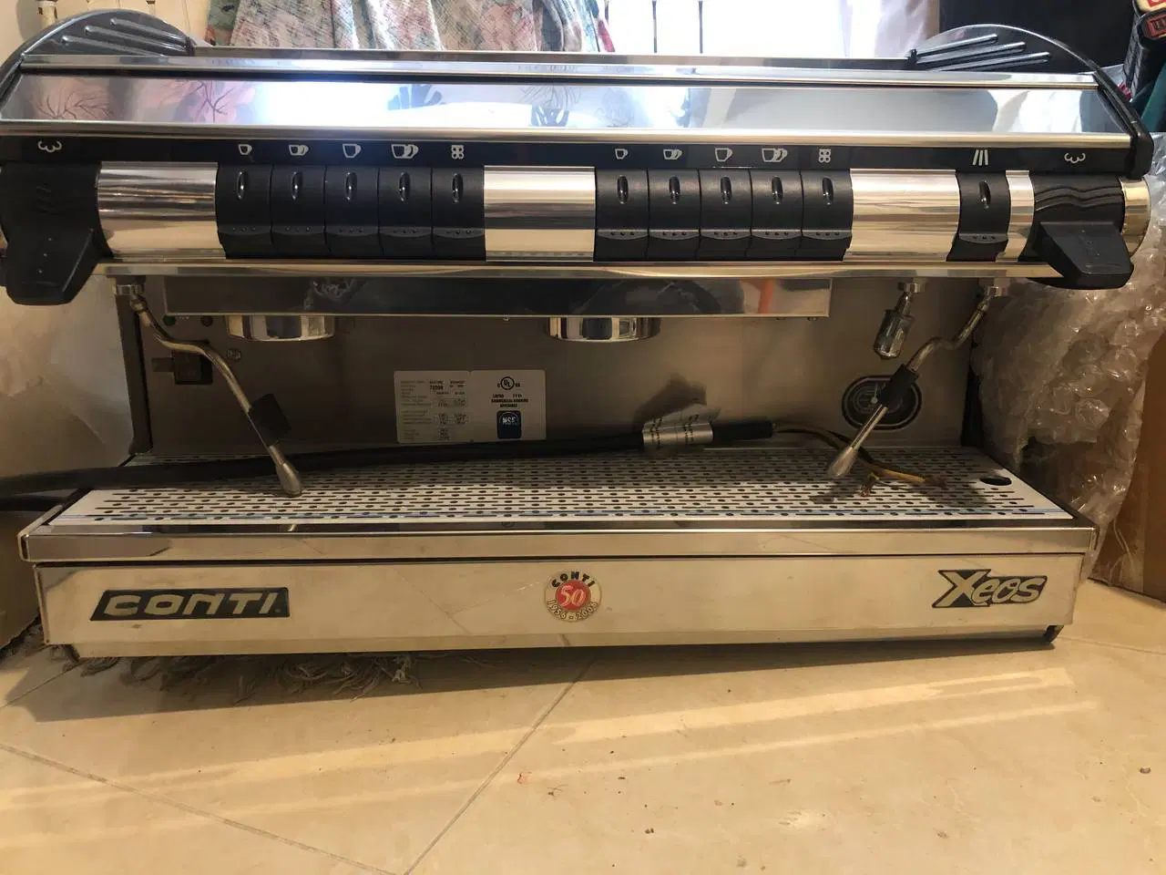 اسپرسو ساز کونتی conti xeos|کافیشاپ و رستوران|تهران, مهران|دیوار