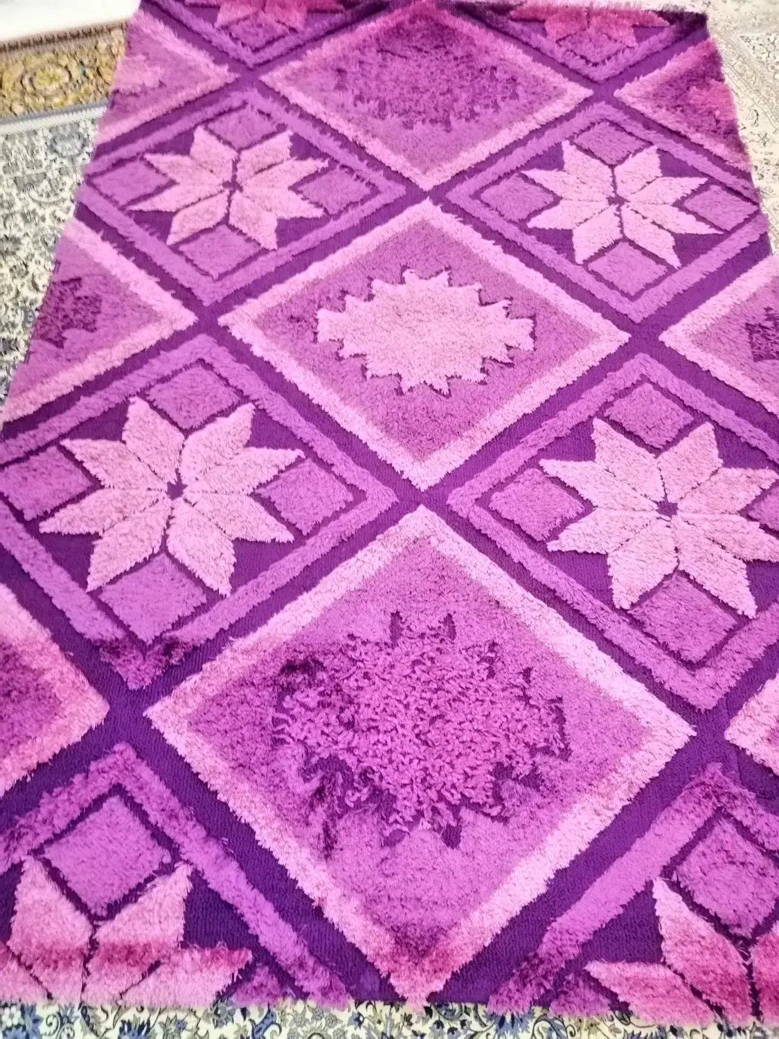 فرش شگی 6متری بنفش یاسی به همراه پادری|فرش|کرج, حسن آباد|دیوار