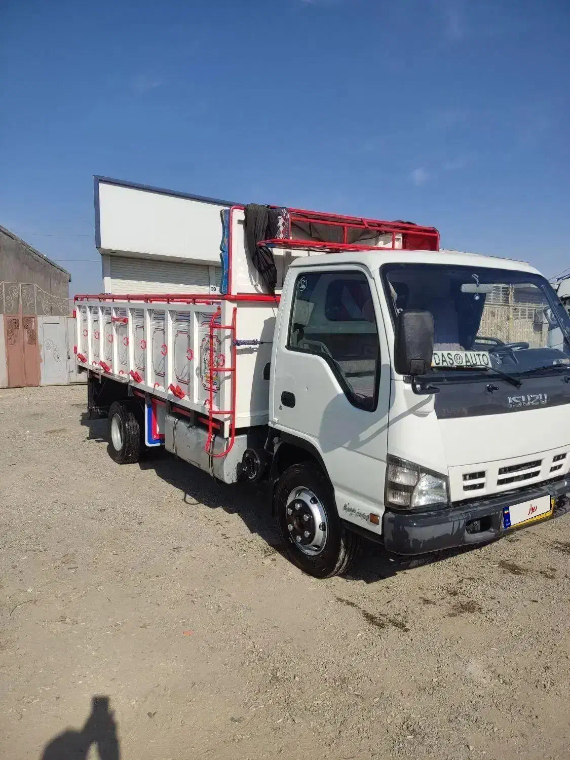 ایسوزو فروشی مدل 90 برج11|خودرو سنگین|بروجرد, |دیوار