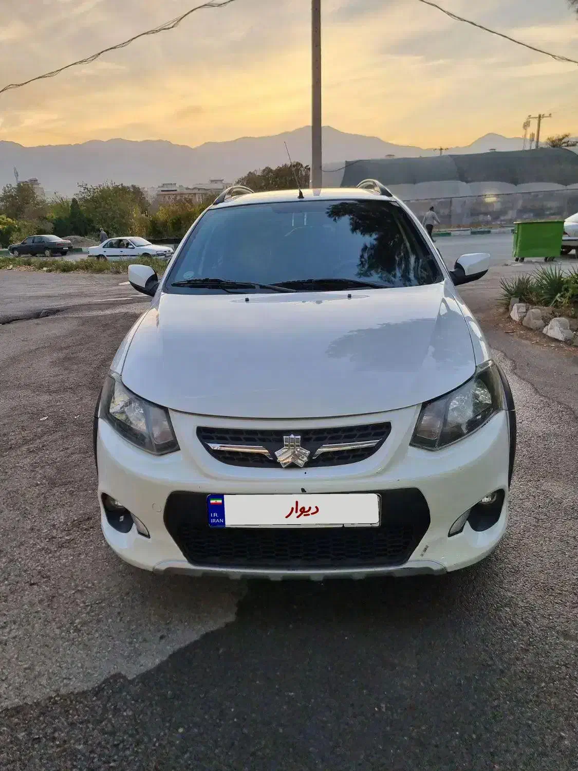 کوئیک دنده ای ۴۰۱|خودرو سواری و وانت|بروجرد, |دیوار