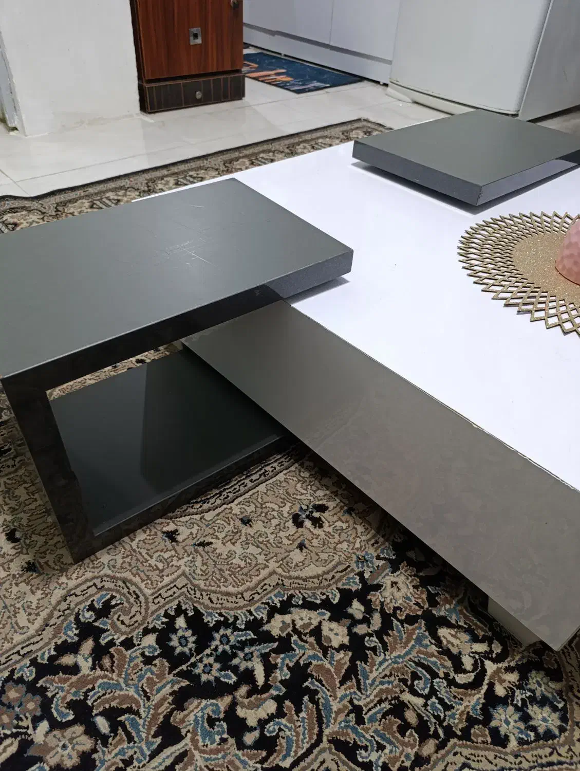 میز جلو مبلی با دوتا عسلی|مبلمان خانگی و میز عسلی|رشت, دیانتی|دیوار