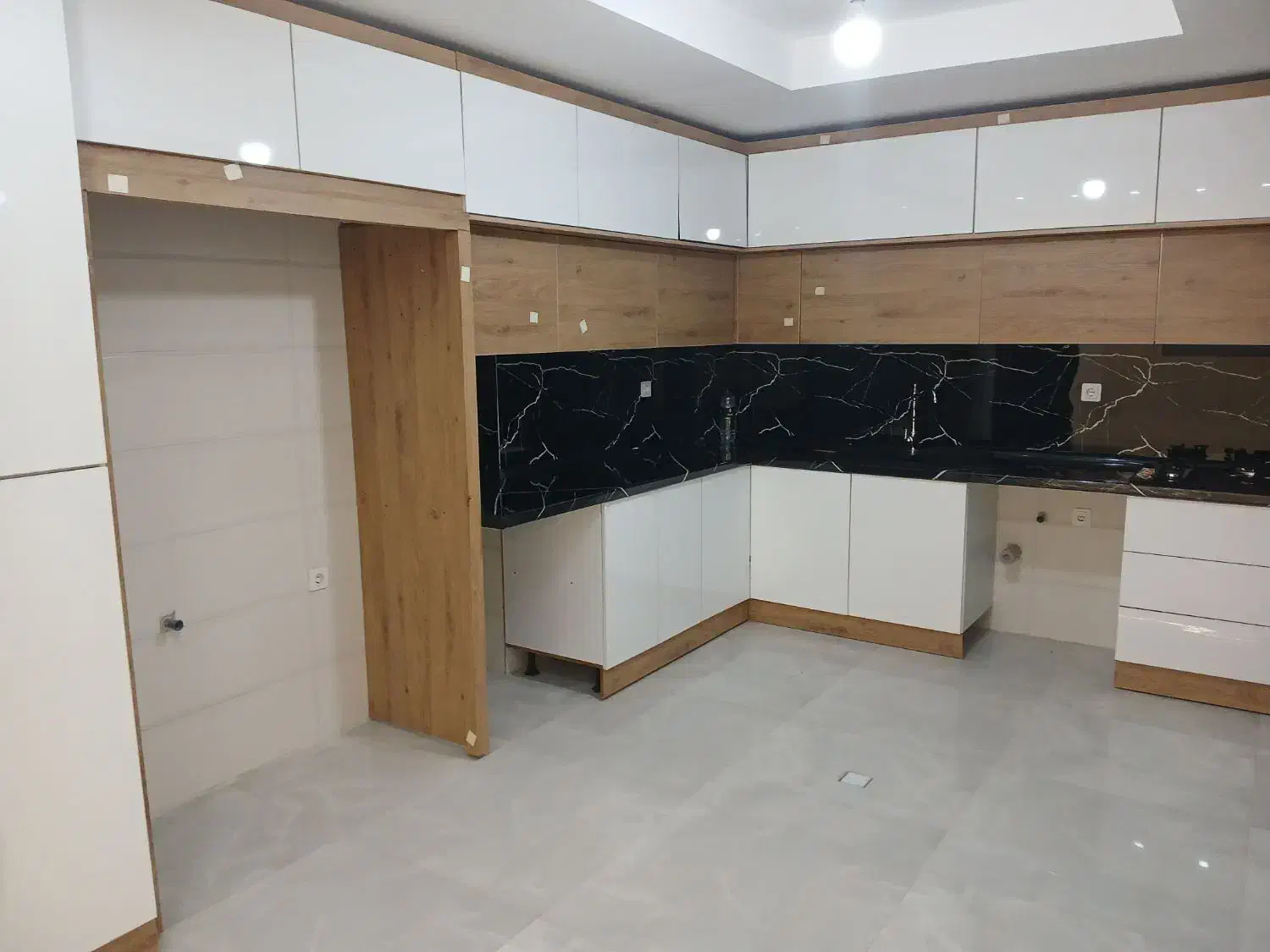 خانه‌کارگر ملک‌شعرا یک قدم تا سیتی‌سنتر|فروش آپارتمان|شاهین‌شهر, خانه کارگر|دیوار