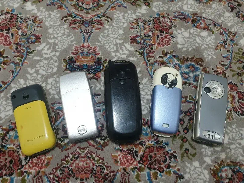 گوشی های کلکسیونی قدیمی|کلکسیون و سرگرمی|تهران, سلسبیل شمالی|دیوار