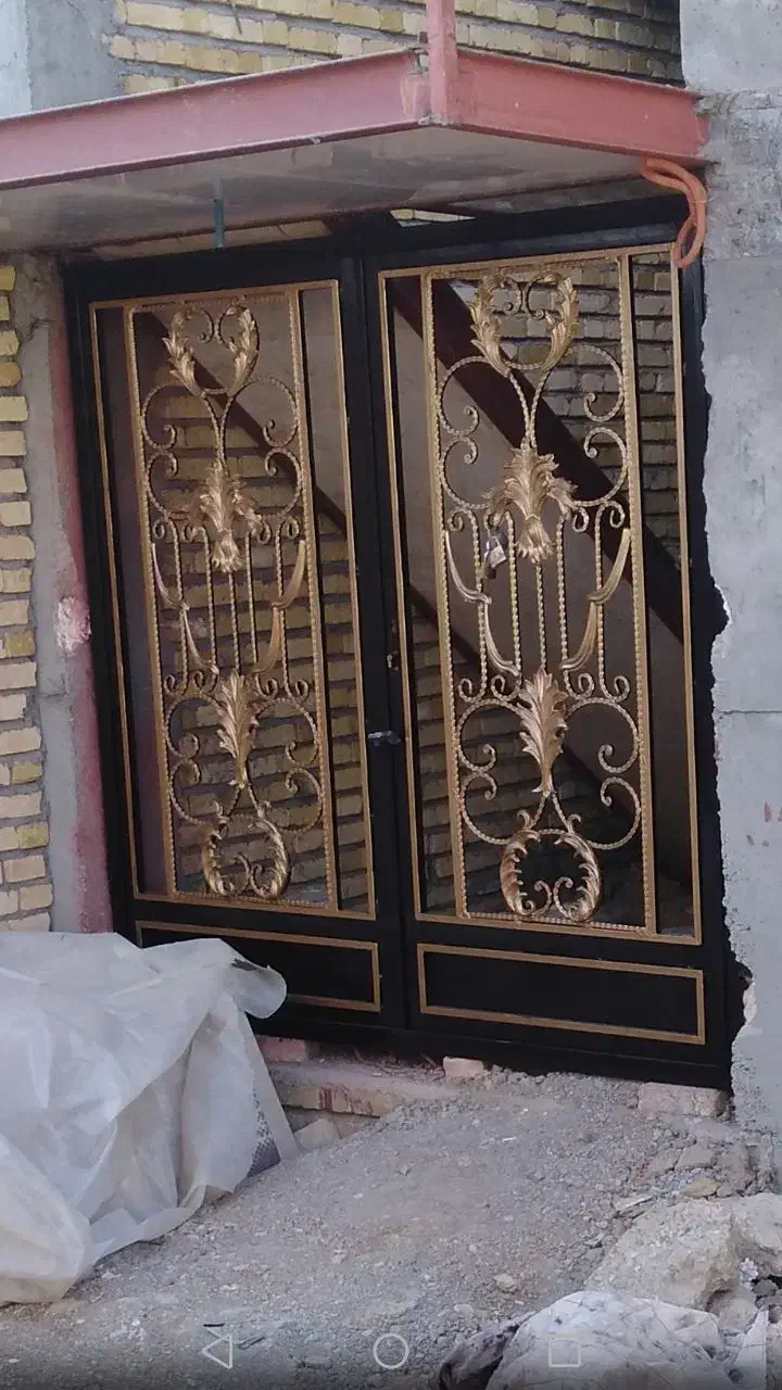 نقاشی ساختمانی دروپنجره|خدمات پیشه و مهارت|اسلامآباد غرب, |دیوار